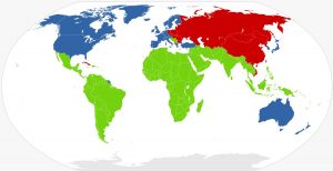 La suddivisione tra Primo Mondo (Blu), Secondo Mondo (Rosso) e Terzo Mondo (Verde)